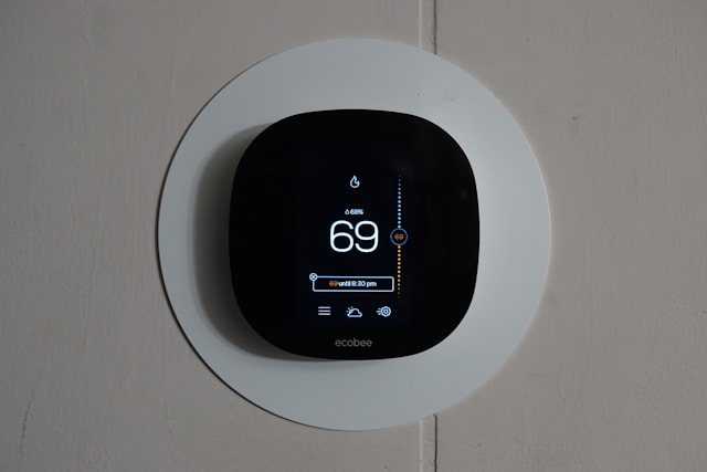 Maximizing Energy Efficiency With Adaptive Thermostats
